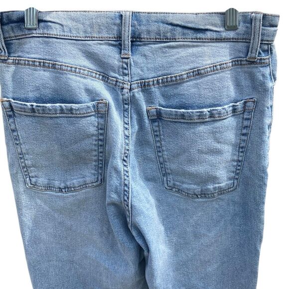 Wild fable “highest rise straight” light wash button fly distressed jeans Sz 4 # - Picture 3 of 7